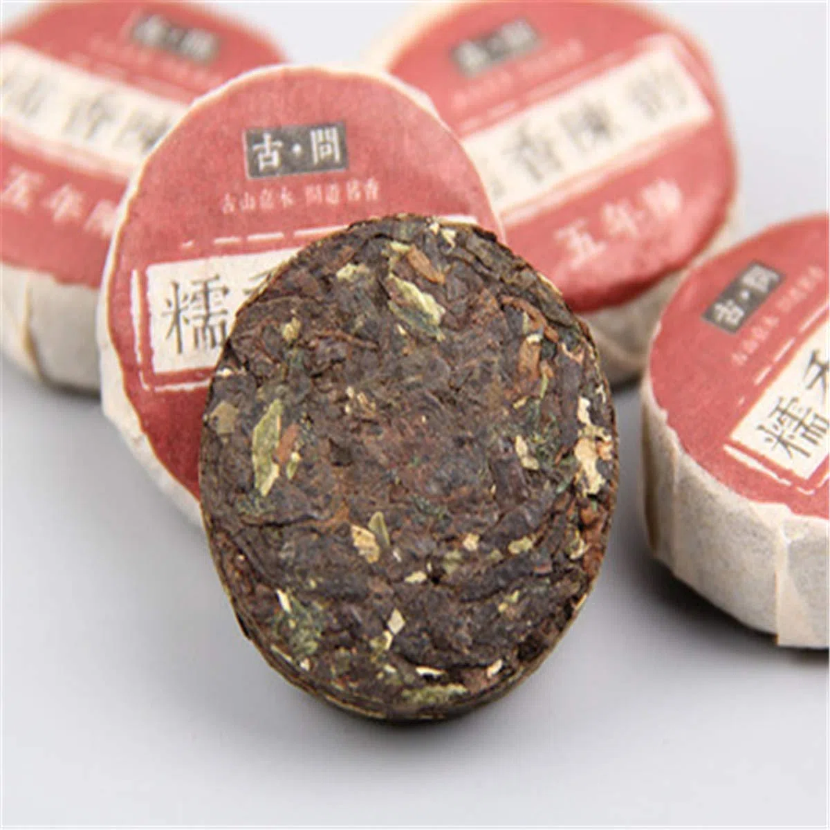 Chinesischer Pu'er Tee 50g (0.11LB） Roher Puer Tee Grüner Tee Klebreisgeschmack Tuocha Alter Pu-Erh Tee Alte Bäume Pu-Er Tee Gesundheitswesen Pu-Er Tee Gesunder Puerh Tee Grünes Essen