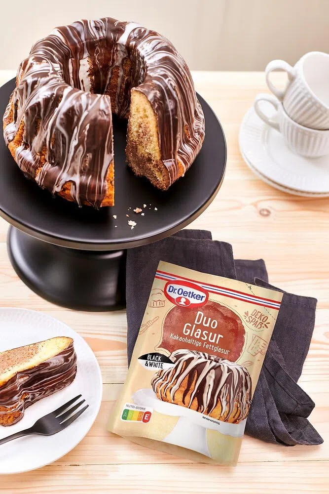 Dr. Oetker Duo Glasur Black & White 8er Pack (8 x 125g) | Dr. Oetker Glasur, kakaohaltige Fettglasur: Glasur bestehend aus weißer und dunkler Kuchenglasur