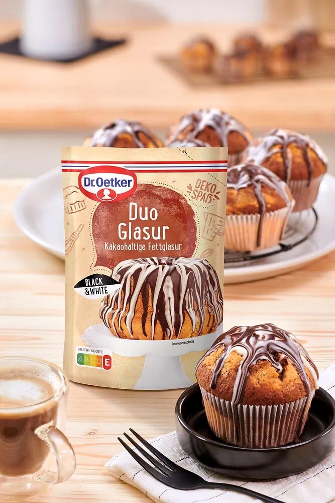Dr. Oetker Duo Glasur Black & White 8er Pack (8 x 125g) | Dr. Oetker Glasur, kakaohaltige Fettglasur: Glasur bestehend aus weißer und dunkler Kuchenglasur