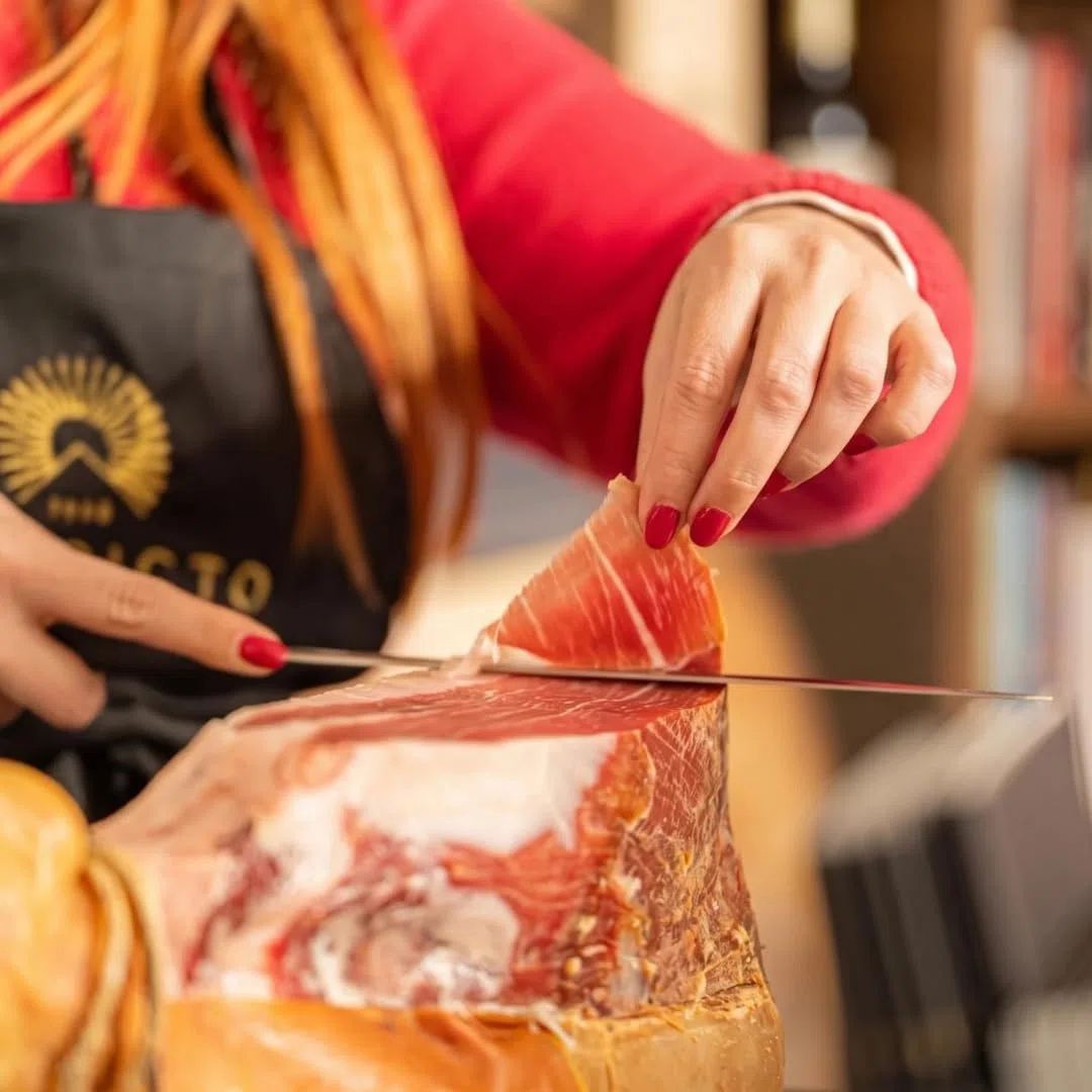 "Benedicto" - Prosciutto di Parma DOP - 36 Monate - Scheibe "Cuore" - selected by PARMAshop (2,3 Kg)