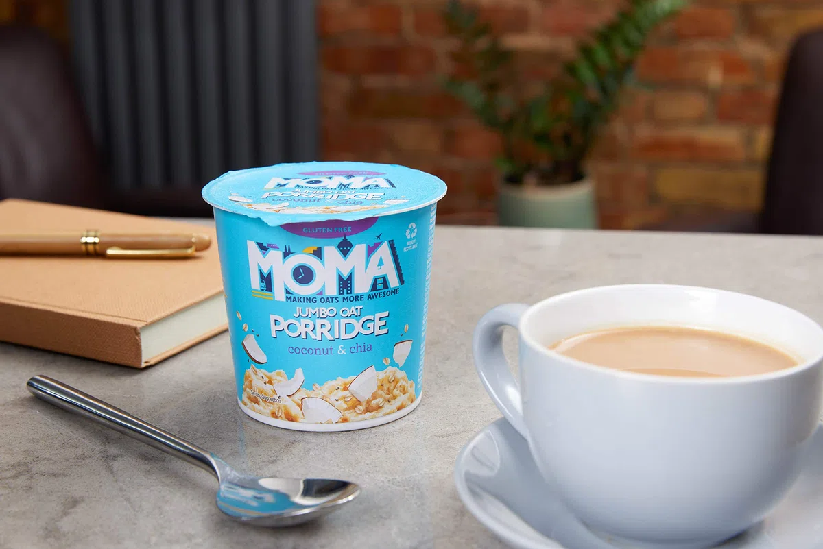 MOMA Gluten- und milchfreie Kokosnuss- und Chia-Haferbrei-Topf 12x60g