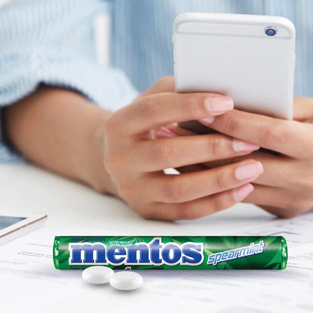 Mentos Kaubonbons Spearmint, Dragees mit Spearmint-Geschmack für frischen Atem, Multipack, Bonbon Vorrats-Packung (40 Rollen), vegan